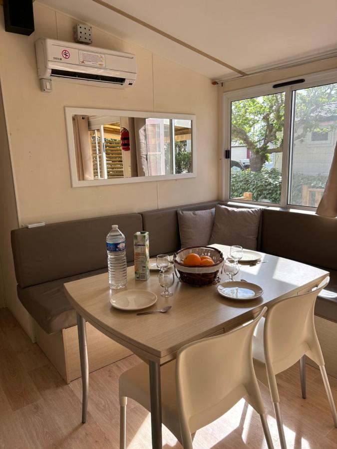 Les Mobil Homes De Naka, Une Entree Gratuite Pour La Reserve Africaine Пор-ла-Нувель Экстерьер фото